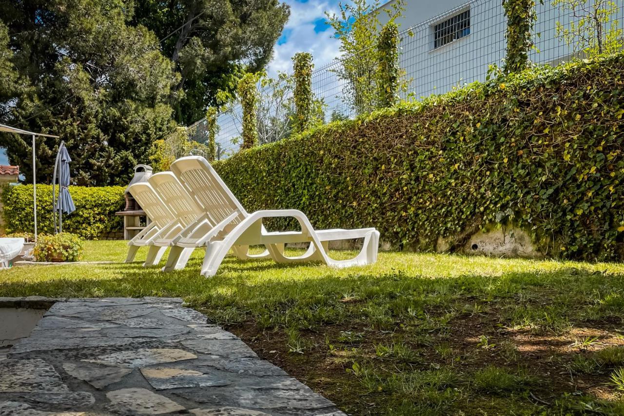 Holiday Home Sofia Пореч Екстериор снимка
